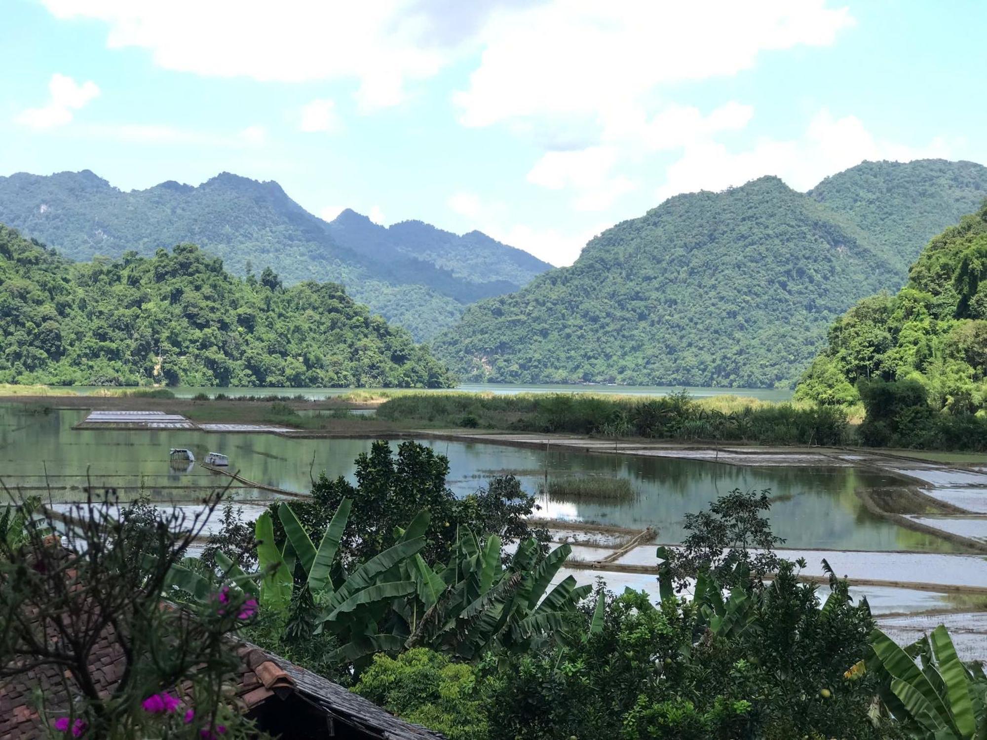 Hoang Quan Homestay Ba Be Exterior foto